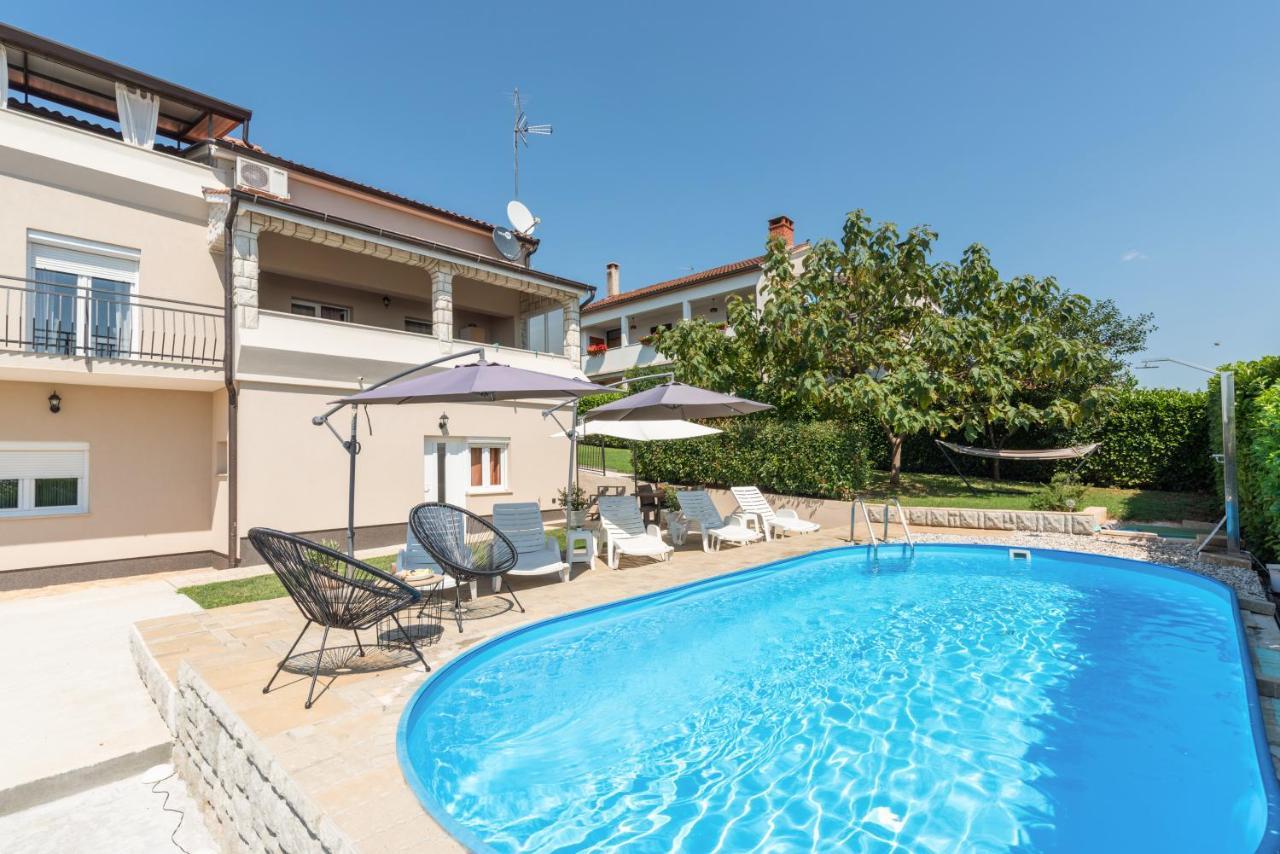 Apartman Dobrec Porec Exterior photo