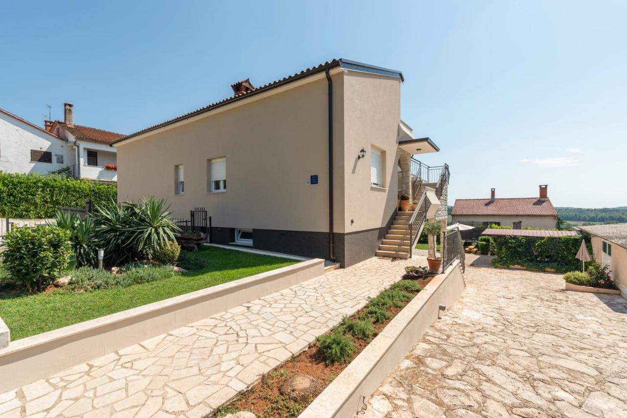 Apartman Dobrec Porec Exterior photo